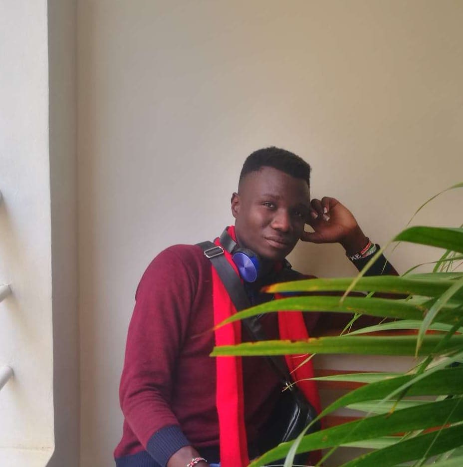 Programmer Vanilla KE — Founder of Vanilla Softwares Solutions